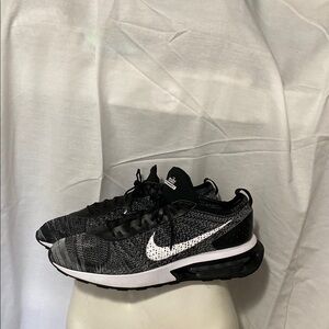 Nike Black and White Running Shoes